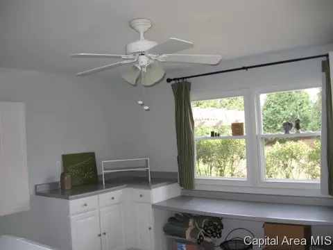 614 Kenyon Dr, Springfield, IL 62704 photo 13
