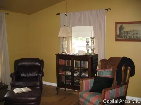 614 Kenyon Dr, Springfield, IL 62704 photo 10