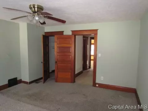 917 N 3rd St, Springfield, IL 62702 photo 8