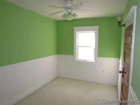917 N 3rd St, Springfield, IL 62702 photo 4