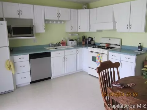 2621 Delaware, Springfield, IL 62702 photo 8