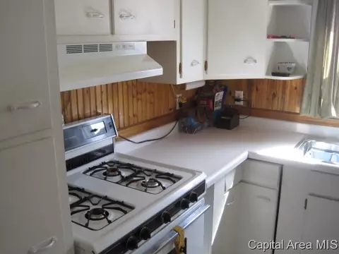 2336 S 4th St, Springfield, IL 62703 photo 6
