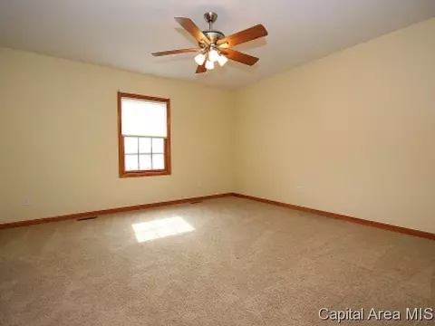 7401 Wentworth Dr, Springfield, IL 62711 photo 16