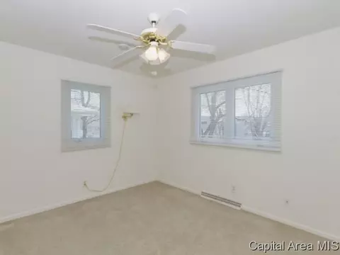 7 Karl Ln, Springfield, IL 62702 photo 12