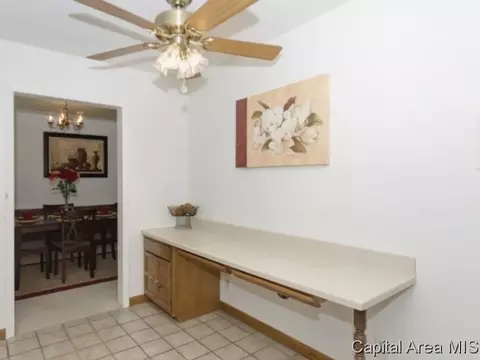 7 Karl Ln, Springfield, IL 62702 photo 8
