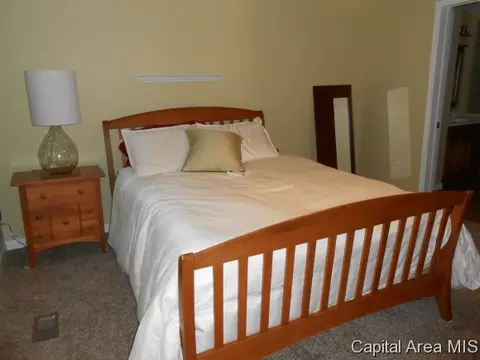 8025 Hunt Rd, Springfield, IL 62712 photo 5