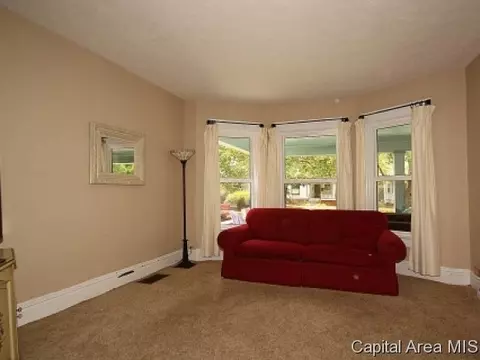 1600 Holmes Ave, Springfield, IL 62704 photo 3