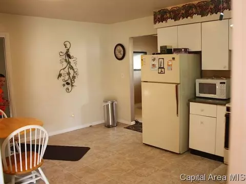 1800 Fairfield Dr, Springfield, IL 62702 photo 7