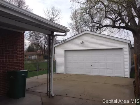 2249 E Reservoir St, Springfield, IL 62702 photo 1