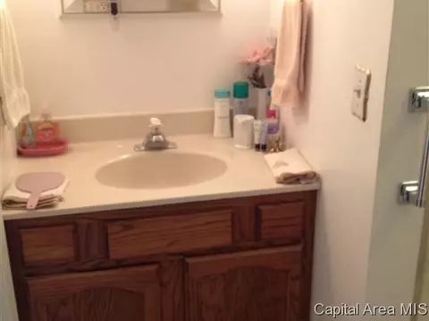 2624 Lindbergh Blvd, Springfield, IL 62704 photo 12