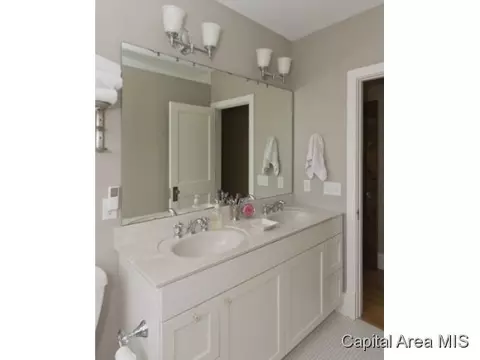 1336 Bates, Springfield, IL 62704 photo 12