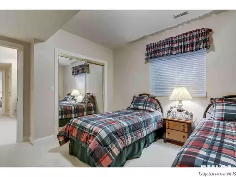 2237 Greenside Dr, Springfield, IL 62704 photo 27