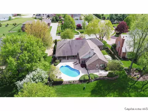 2237 Greenside Dr, Springfield, IL 62704 photo 3