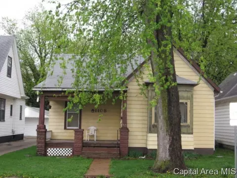 1108 N 13th St, Springfield, IL 62702 photo 1