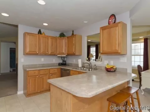 3700 Carney, Springfield, IL 62712 photo 18