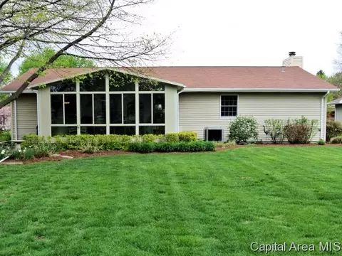 408 Barons Rd, Springfield, IL 62704 photo 3