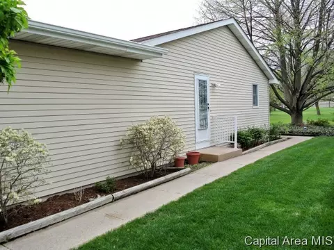 408 Barons Rd, Springfield, IL 62704 photo 9