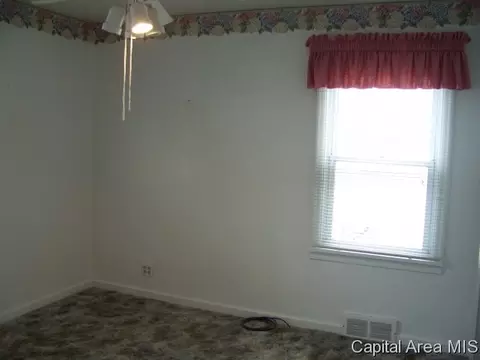 2233 S 1st, Springfield, IL 62704 photo 3