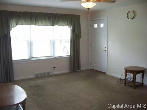 2233 S 1st, Springfield, IL 62704 photo 10