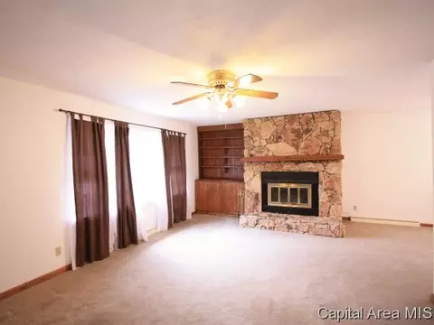 35 Radcliff, Springfield, IL 62703 photo 2