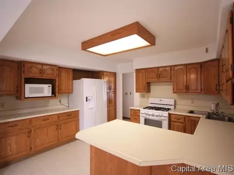 35 Radcliff, Springfield, IL 62703 photo 4