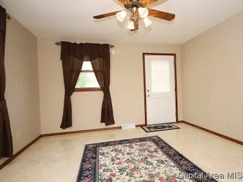 2339 S 14th St, Springfield, IL 62703 photo 7