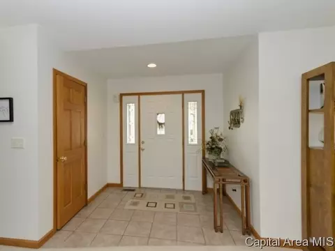 2805 Findley Dr, Springfield, IL 62704 photo 3