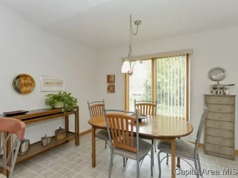 2805 Findley Dr, Springfield, IL 62704 photo 12