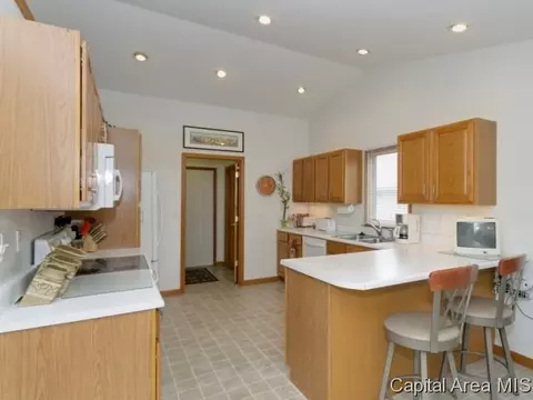 2805 Findley Dr, Springfield, IL 62704 photo 8