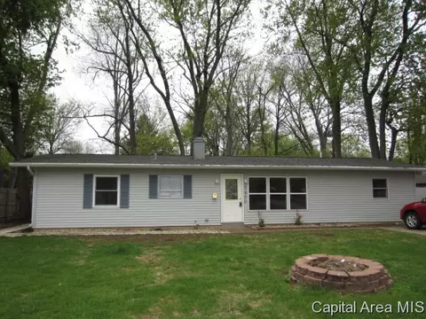 2400 E Dover Dr, Springfield, IL 62703 photo 3
