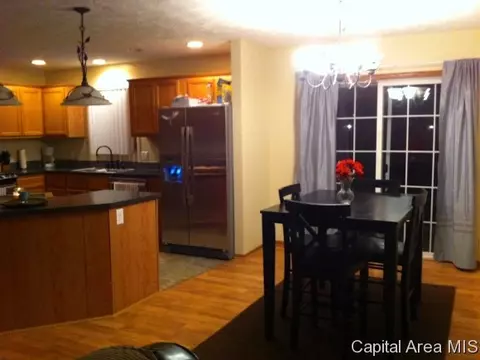 2812 S 13th, Springfield, IL 62703 photo 5