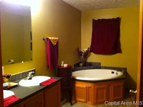 2812 S 13th, Springfield, IL 62703 photo 11