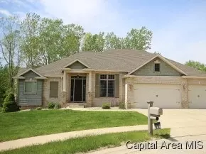 1637 Hoechester Rd, Springfield, IL 62712 photo 1