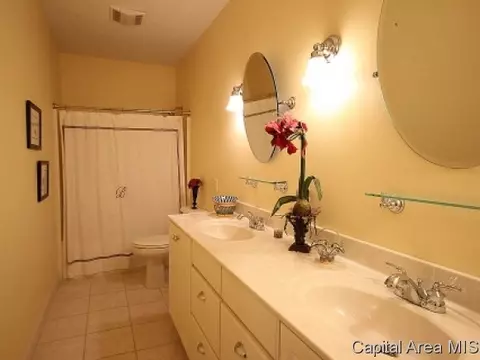 1637 Hoechester Rd, Springfield, IL 62712 photo 14