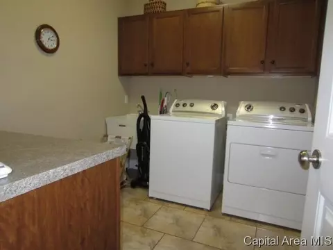 4816 Greenbriar Dr, Springfield, IL 62711 photo 15