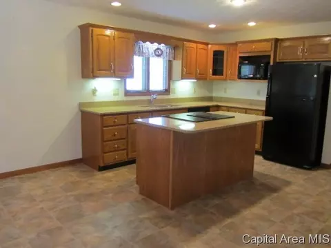 1900 Halifax, Springfield, IL 62703 photo 3