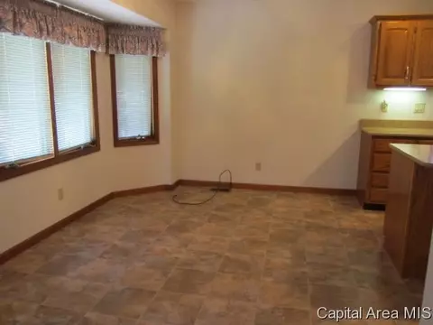 1900 Halifax, Springfield, IL 62703 photo 6