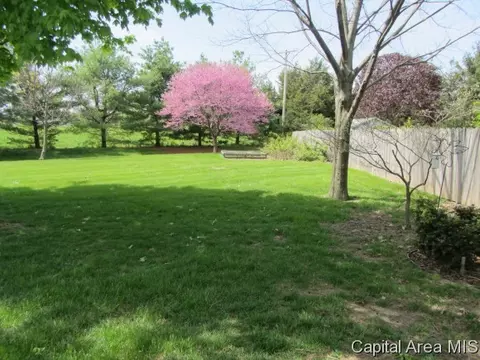 1900 Halifax, Springfield, IL 62703 photo 8