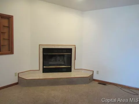 1900 Halifax, Springfield, IL 62703 photo 12