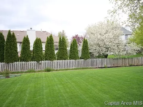 4201 Gaskell, Springfield, IL 62711 photo 4
