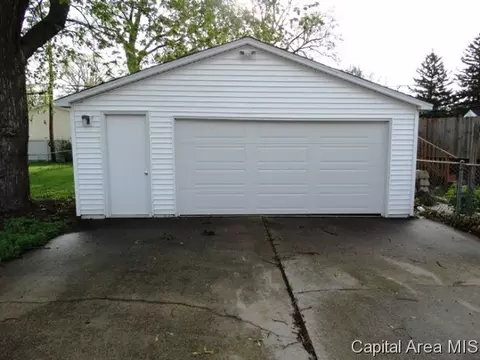 2840 S 3rd St, Springfield, IL 62703 photo 8