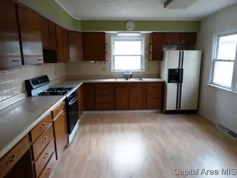 2840 S 3rd St, Springfield, IL 62703 photo 7