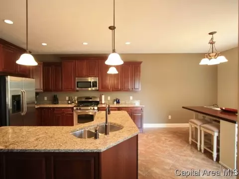 234 Buffett Dr, Springfield, IL 62711 photo 5