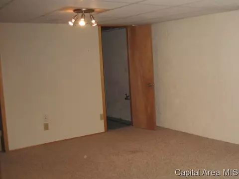 3011 S Thayer St, Springfield, IL 62704 photo 5