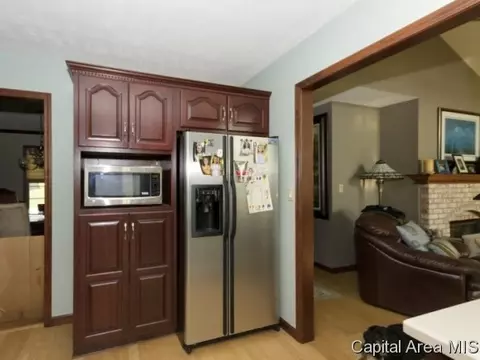 2512 Sage Ln, Springfield, IL 62711 photo 3