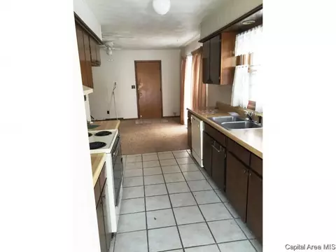 57 Coachlight Ct, Springfield, IL 62703 photo 5