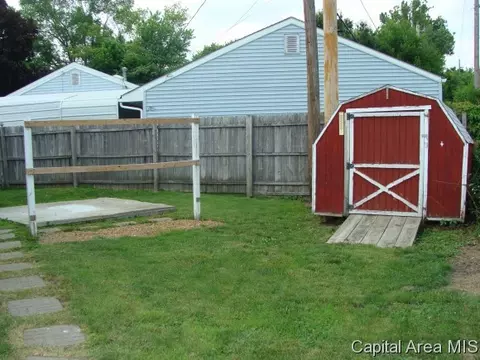 30 Ridge Ct, Springfield, IL 62703 photo 2