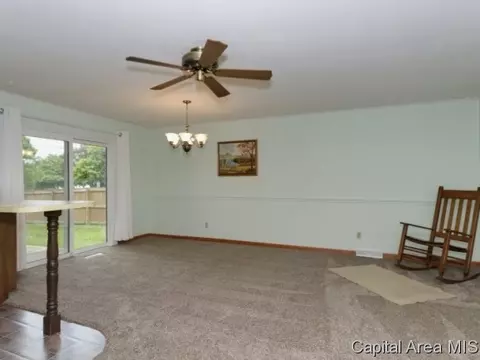2720 Arlington Dr, Springfield, IL 62704 photo 6