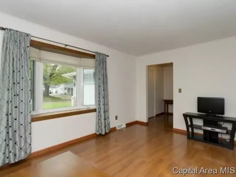 2720 Arlington Dr, Springfield, IL 62704 photo 9