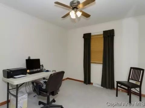 2720 Arlington Dr, Springfield, IL 62704 photo 12